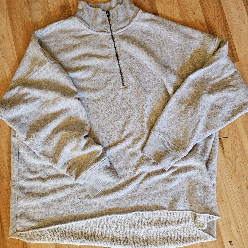 Aerie Light Gray Women's Crew Neck Sweater
